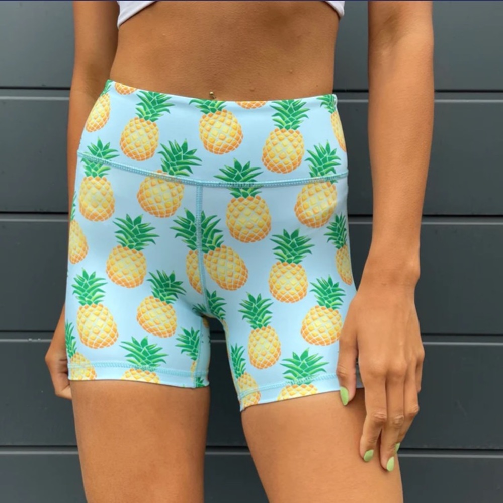 Juicy 🍍 5 inch shorts